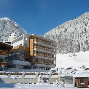 hotel-garni-panorama.ischgl-hotels.net/
